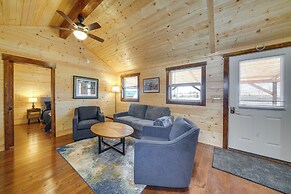 Porch & Pond Views: La Grange Cabin Retreat!