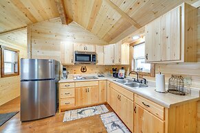 Horse Farm Retreat w/ Pond View Near Louisville