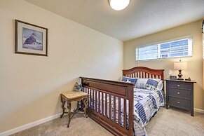 Family-friendly Cottage w/ Playground in Centralia