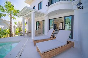 FIFTH ELEMENT pool villa by NLA