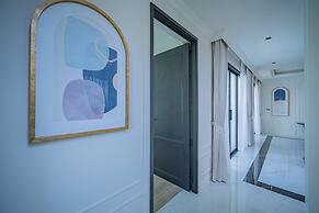 FIFTH ELEMENT pool villa by NLA