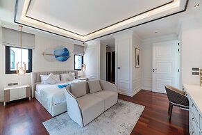 FIFTH ELEMENT pool villa by NLA