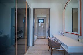 FIFTH ELEMENT pool villa by NLA