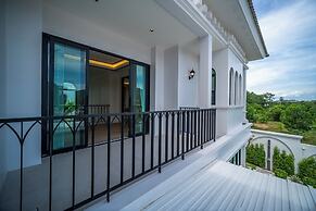 FIFTH ELEMENT pool villa by NLA