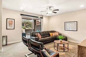 2 Units Reunion Property 7 Bedroom Home