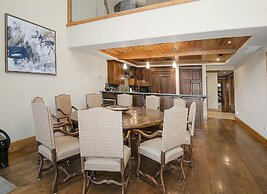 Vail Mountain View #402 4 Bedroom Condo