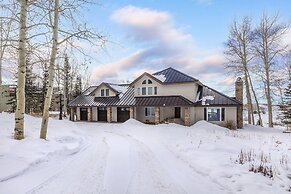 Wapiti Lane 4 Bedroom Home