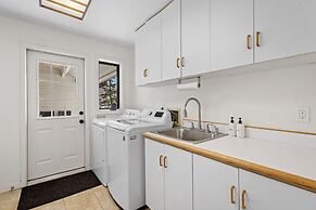 Wapiti Lane 4 Bedroom Home