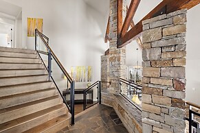 Wapiti Lane 4 Bedroom Home