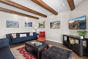 Wapiti Lane 4 Bedroom Home