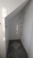 CityLeaves Apartment