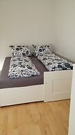 CityLeaves Apartment