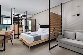 Paralos Rodos Lifestyle