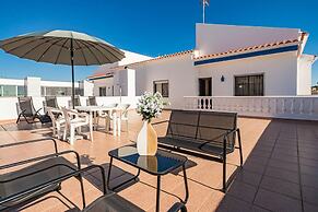 Seaside Charm in Gale - 2 Bedroom W/big Terrace