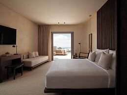 Enarma Suites & Spa Wellness Retreat