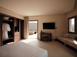 Enarma Suites & Spa Wellness Retreat