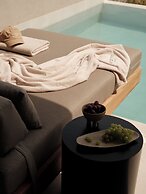 Enarma Suites & Spa Wellness Retreat