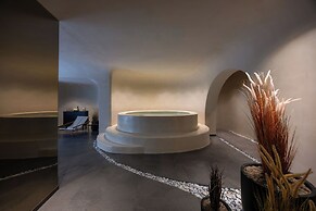 Enarma Suites & Spa Wellness Retreat