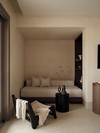 Enarma Suites & Spa Wellness Retreat