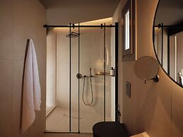 Enarma Suites & Spa Wellness Retreat