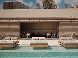 Enarma Suites & Spa Wellness Retreat