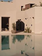 Enarma Suites & Spa Wellness Retreat