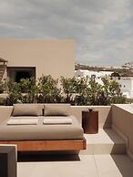 Enarma Suites & Spa Wellness Retreat