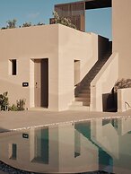 Enarma Suites & Spa Wellness Retreat