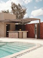 Enarma Suites & Spa Wellness Retreat