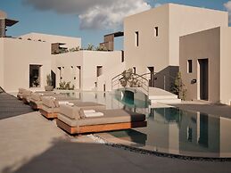 Enarma Suites & Spa Wellness Retreat