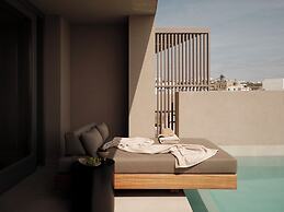 Enarma Suites & Spa Wellness Retreat