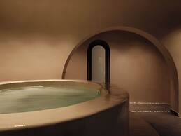 Enarma Suites & Spa Wellness Retreat