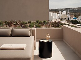 Enarma Suites & Spa Wellness Retreat