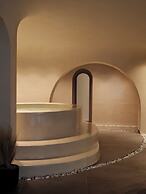 Enarma Suites & Spa Wellness Retreat