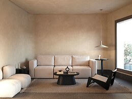 Enarma Suites & Spa Wellness Retreat