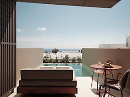 Enarma Suites & Spa Wellness Retreat