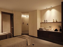 Enarma Suites & Spa Wellness Retreat