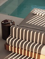 Enarma Suites & Spa Wellness Retreat