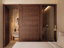 Enarma Suites & Spa Wellness Retreat