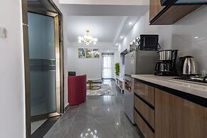 Erica Suites - Riverside 1BR Apartments