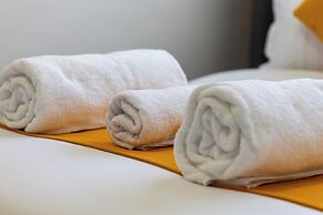 Erica Suites - Riverside 1BR Apartments