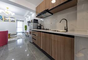 Erica Suites - Riverside 1BR Apartments