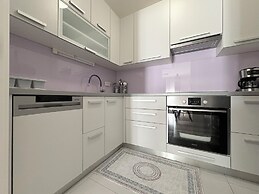 Lume Zadar Apartment with parking