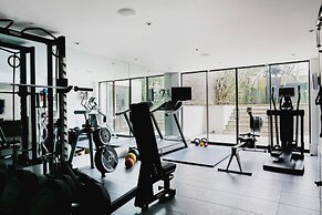 Priory Road by Onefinestay