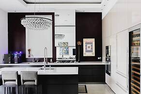 Priory Road by Onefinestay