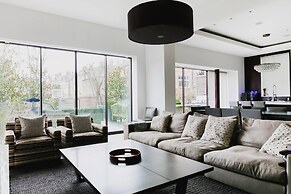 Priory Road by Onefinestay