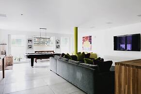 Priory Road by Onefinestay