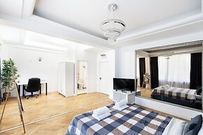 Bucharest Studios Monaco Room