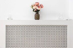 Bucharest Studios Monaco Room