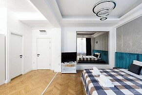 Bucharest Studios Monaco Room